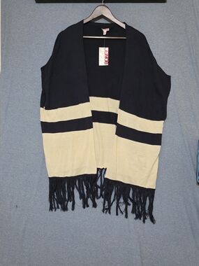 BONGO Black and Cream Open-Front Fringe Cardigan